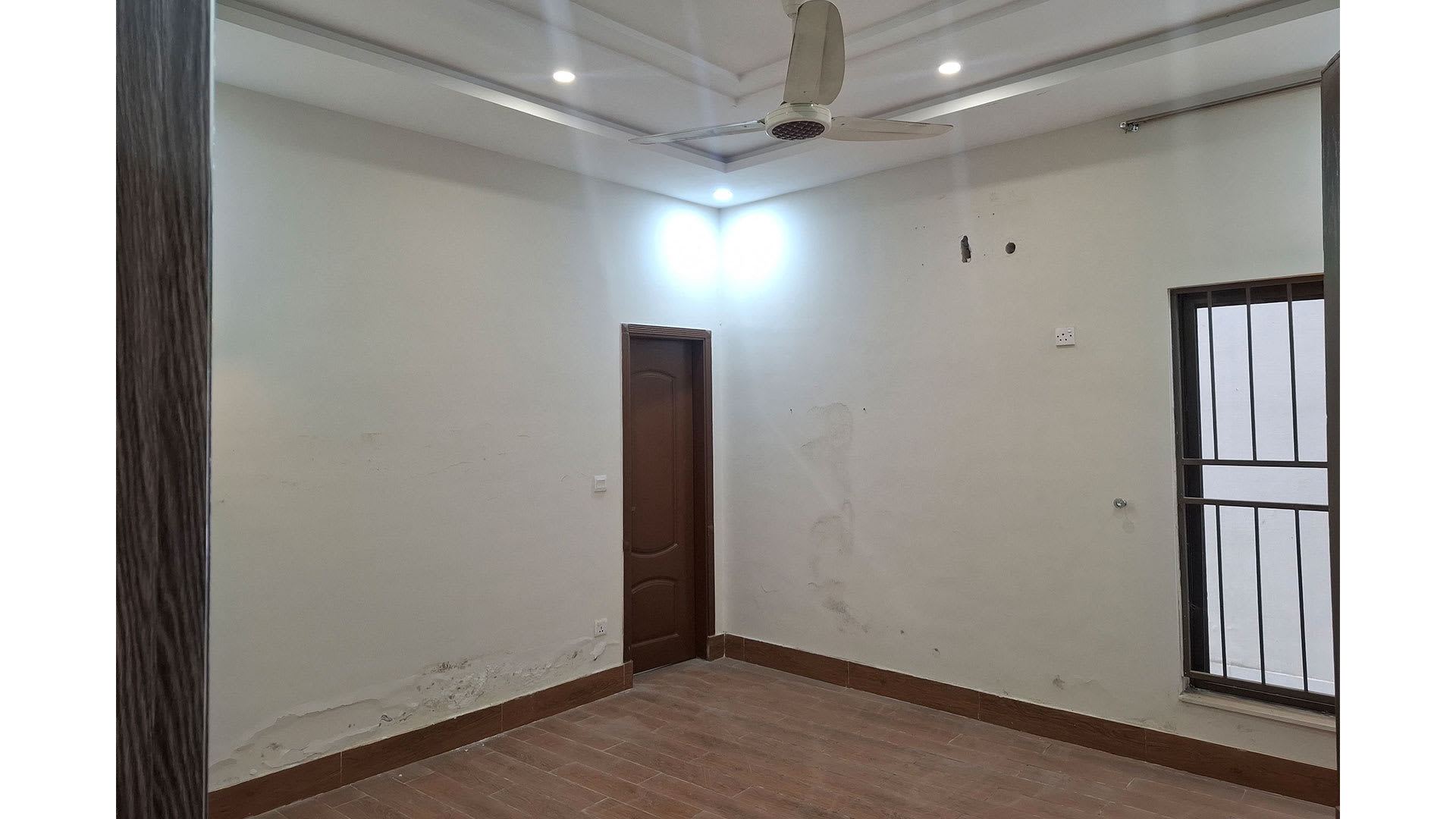 10 Marla Villa for Rent in  DHA Gujranwala - Prime Location