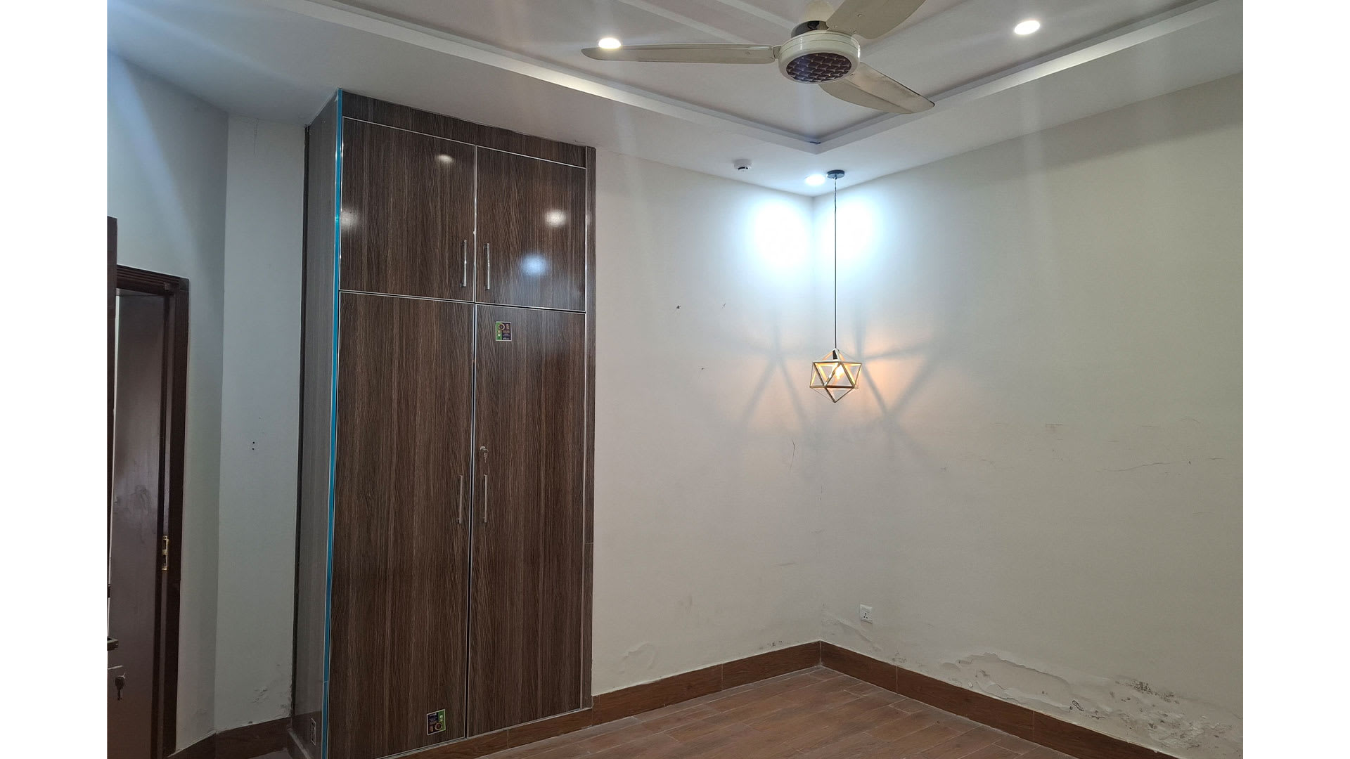 10 Marla Villa for Rent in  DHA Gujranwala - Prime Location