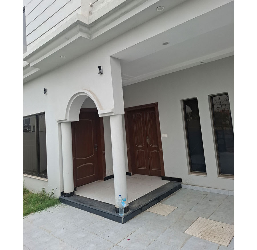 10 Marla Villa for Rent in  DHA Gujranwala - Prime Location