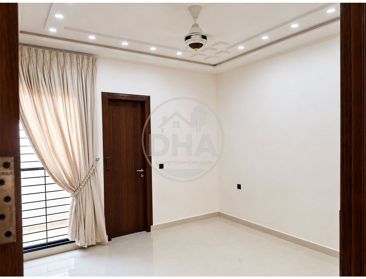 10 Marla House for Sale in DHA Gujranwala Sector C - 5 Bedrooms & 6 Bathrooms