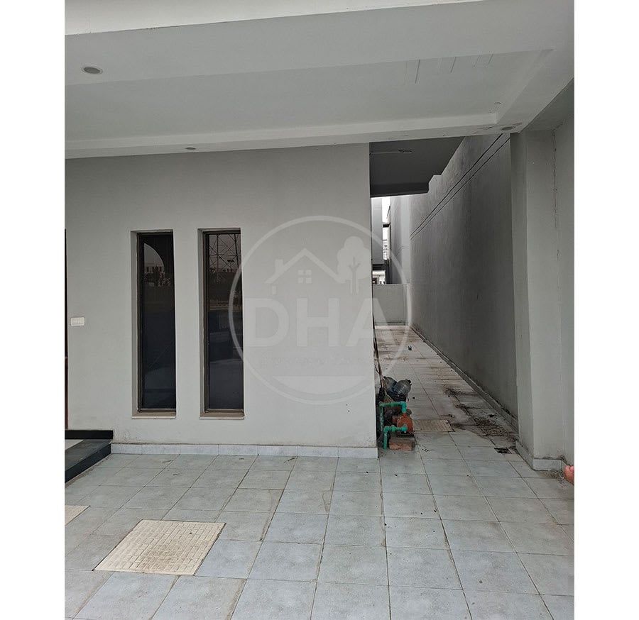 10 Marla Villa For Sale In DHA Gujranwala - Prime Location